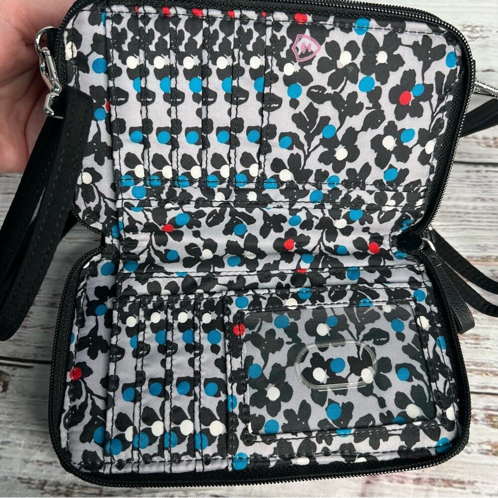 Vera‎ Bradley Winter Patchwork All in One Crossbody Colorblock Quilted - Picture 11 of 16